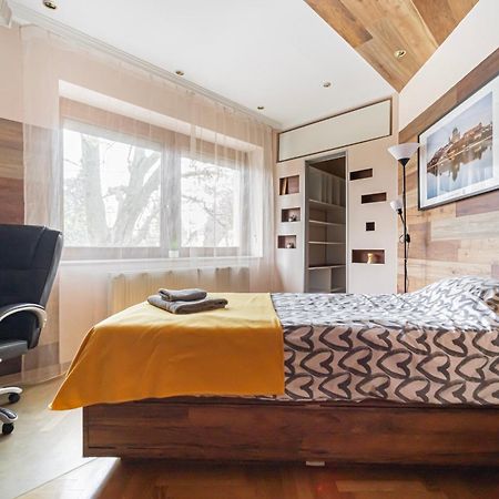 B48 Bigflat - Kenyelem 130 M2 En Villa Törökbálint Eksteriør billede